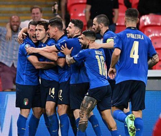 欧洲杯预选赛外围赛C组 意大利vs乌克兰,C组预选赛外围赛再下一城”  第2张